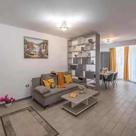 Apartament Endless Summer 38 Pools Parking