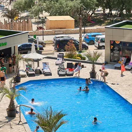 Endless Summer 38 Pools Parking Apartament