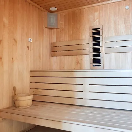Endless Summer 38 Pools Parking Apartament Năvodari